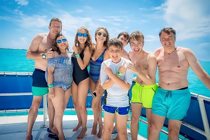 Isla Mujeres Catamaran Unlimited! from Cancun & Playa del Carmen - Who will enjoy this Isla Mujeres day?