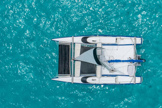 Isla Mujeres Premium Tour in Private Catamaran with Lunch - Is $1,050 a good value for up to 14 people?
