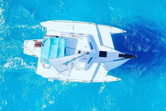 Isla Mujeres Premium Tour in Private Catamaran with Lunch - Snorkeling at Arrecife El Meco