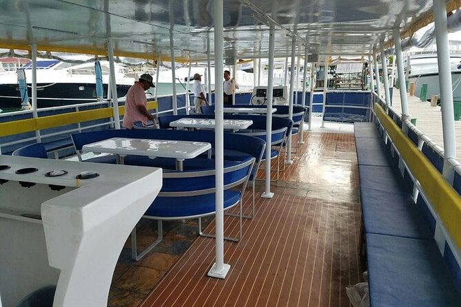 Isla Mujeres Unlimited Catamaran! Drinks, Fun & Party From Playa Del Carmen - Comfort, communication, and group size