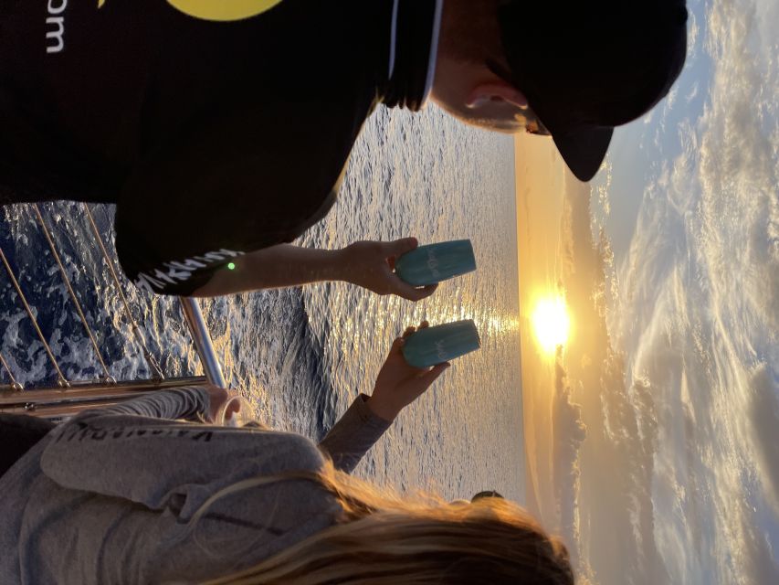Kaanapali: Sunset Dinner Catamaran Cruise With Drinks - Starting at Kaanapali Beach