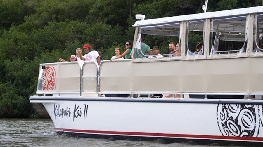 Kauai: Catamaran Sunset Cruise - Drinks, snacks, and the onboard mood