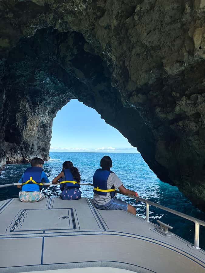 Kauai: Na Pali Coast Deluxe Power Catamaran Tour - Who should book this catamaran tour?