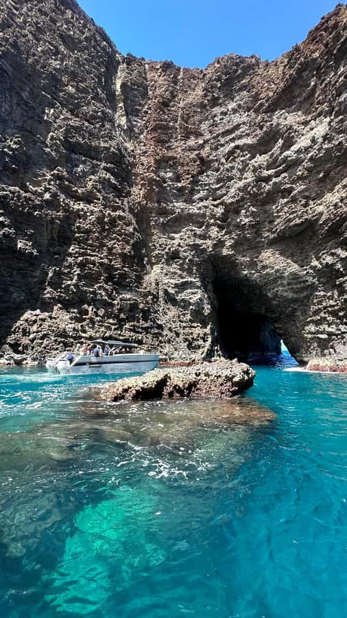 Kauai: Na Pali Coast Deluxe Power Catamaran Tour - My verdict: a strong choice for an active coast day
