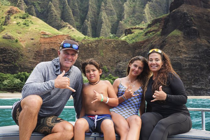 Kauai: Na Pali Coast Power Catamaran - Why seeing Nā Pali from the water is worth it