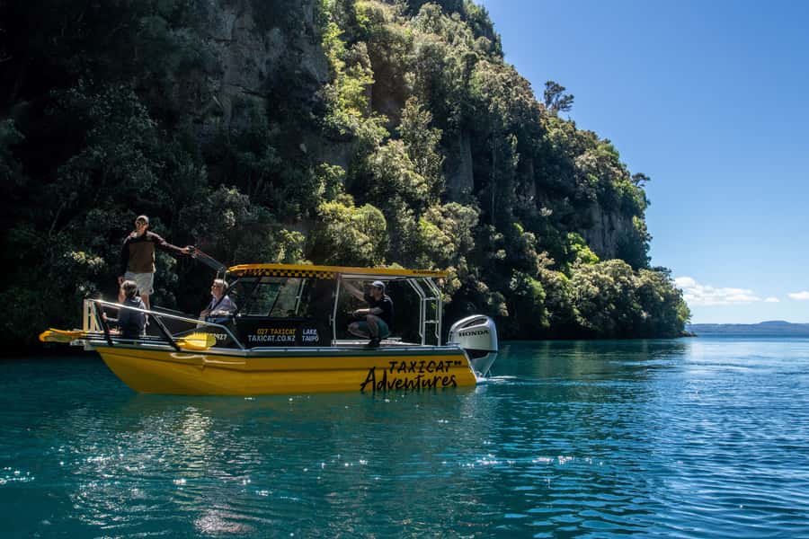 Kinloch: Lake Taupo Catamaran Cruise with Paddleboarding - Starting at Kinloch with a small crew