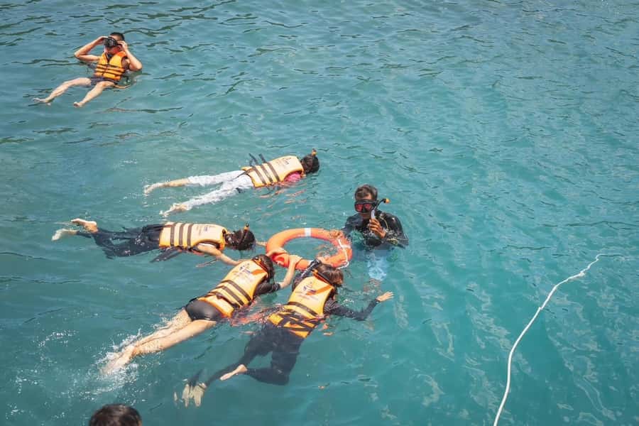 Koh Samui: Koh Tan and Koh Madsum Half-Day Tour by Catamaran - Leaving Koh Samui by power catamaran