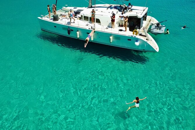 Kos: Catamaran Small Group Full-Day trip with Meal, Drinks, Swim - The sail toward Pserimos Island
