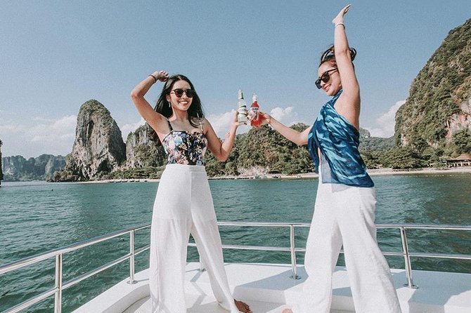 Krabi Hong Islands Sunset Party Catamaran Cruise - Hong Island: Food, Views, and Time to Explore