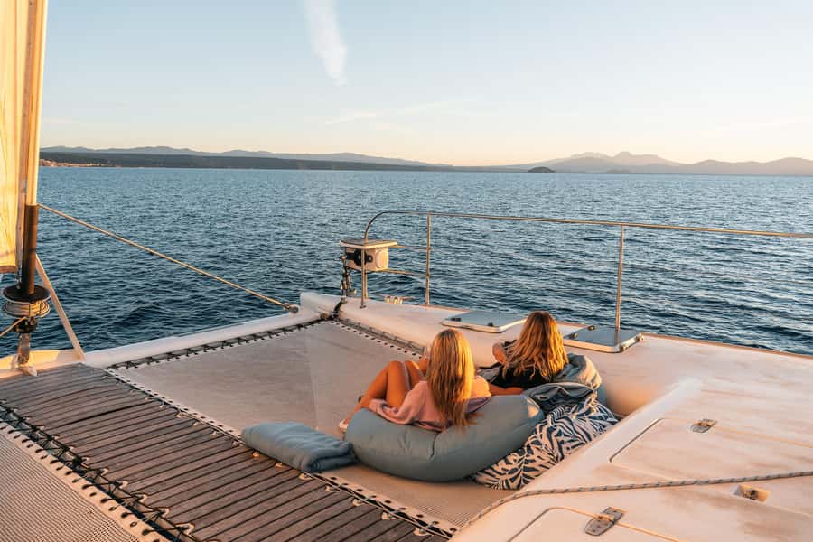 Lake Taupo: Luxury Sailing Catamaran to Māori Rock Carvings - Drinks, Snacks, and the Sunset Option