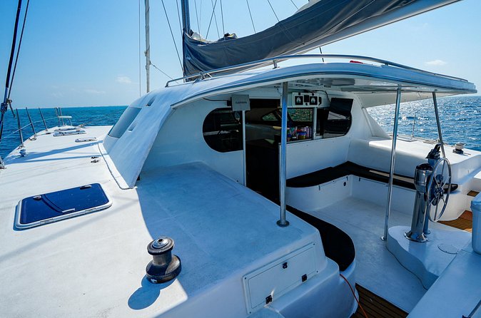 Laura Catamaran Private Tour to Isla Mujeres - Seeing Isla Mujeres beyond the beach