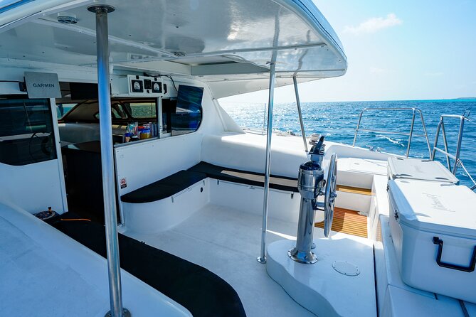 Laura Catamaran Private Tour to Isla Mujeres - How much value is in the $1,990 price?