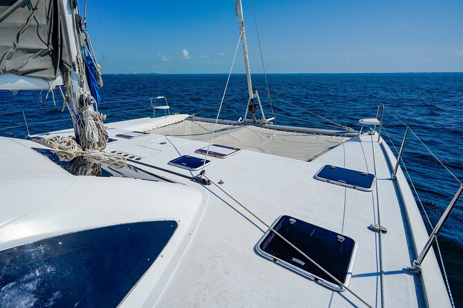 Laura Catamaran Private Tour to Isla Mujeres - Beach-club lunch with drinks included