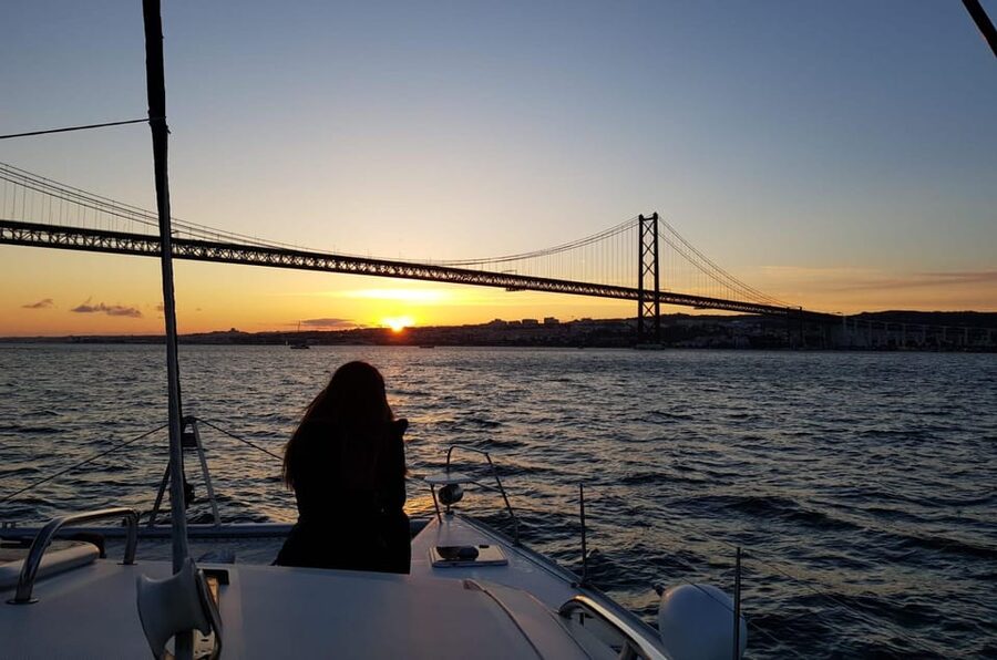 Lisbon: Sunset Cruise With Drinks on Spacious Yacht - What is included for $47