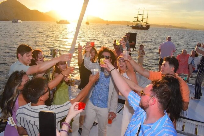 Los Cabos Catamaran Cruise with Open Bar & Light Snack - The Arch of Cabo San Lucas from the water