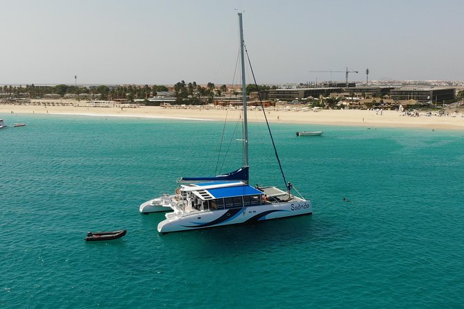 Lounge Catamaran SODADE Half-Day - Serra Negra and Sal’s stark western coast