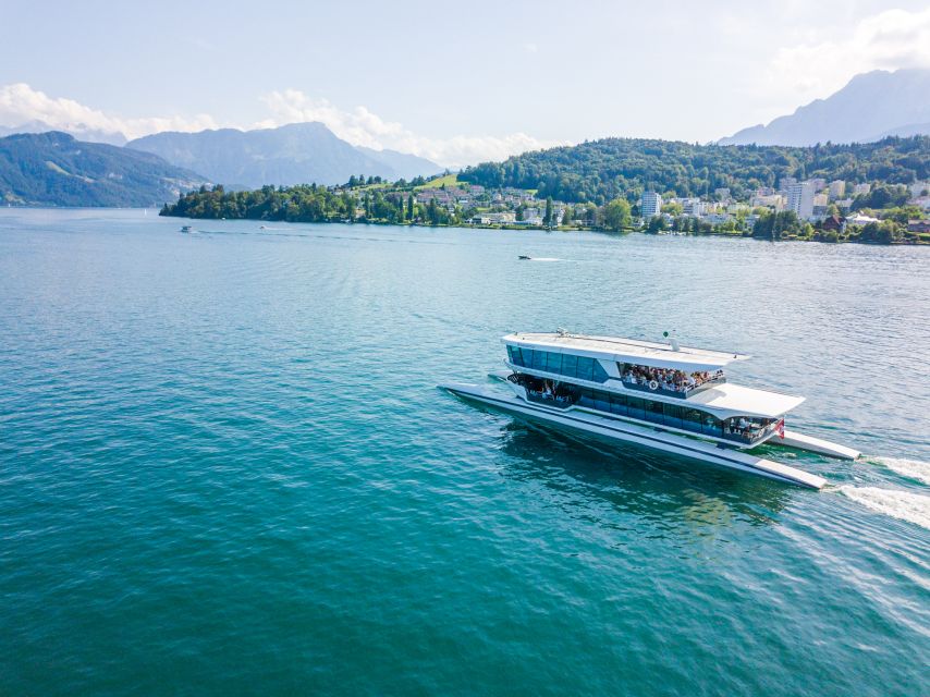 Lucerne: Round-Trip Catamaran Cruise on Lake Lucerne - Key points at a glance