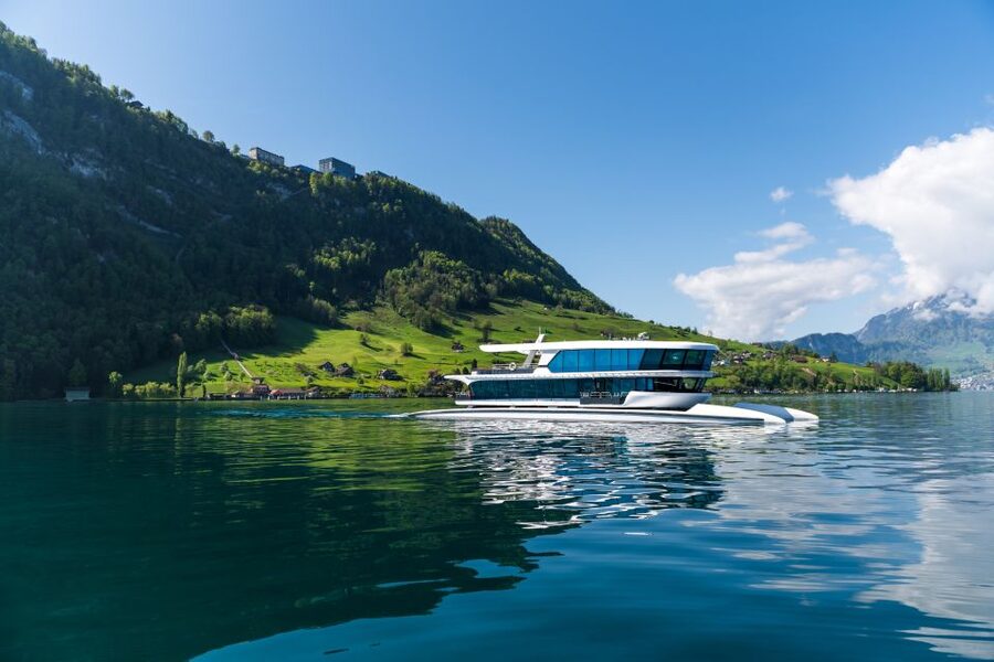 Lucerne: Round-Trip Catamaran Cruise on Lake Lucerne - The return journey and what you actually see