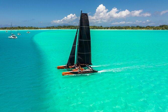 LUXURY Catamaran Bora Bora : Sailing, Snorkeling & Floating Bar - Sailing with Mount Otemanu in view