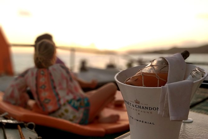 LUXURY Catamaran Bora Bora : The Sunset Escape - Weather, wind, and the risk of an ordinary sunset