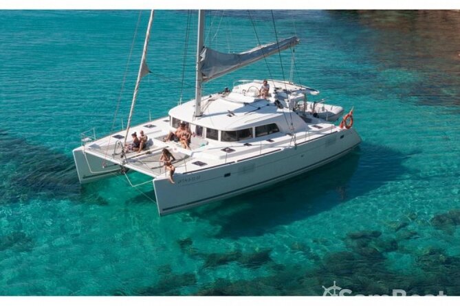Luxury catamaran from Porto Rafael-Palau to the Maddalena Archipelago - Starting near Punta Sardegna at 9:30 a.m.