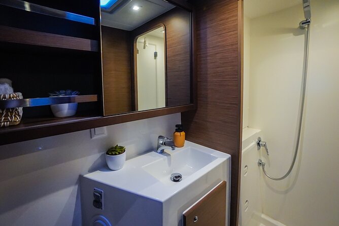 Luxury Catamaran Private Charter in St. Maarten/St. Martin - Who Will Get the Most From This Charter?