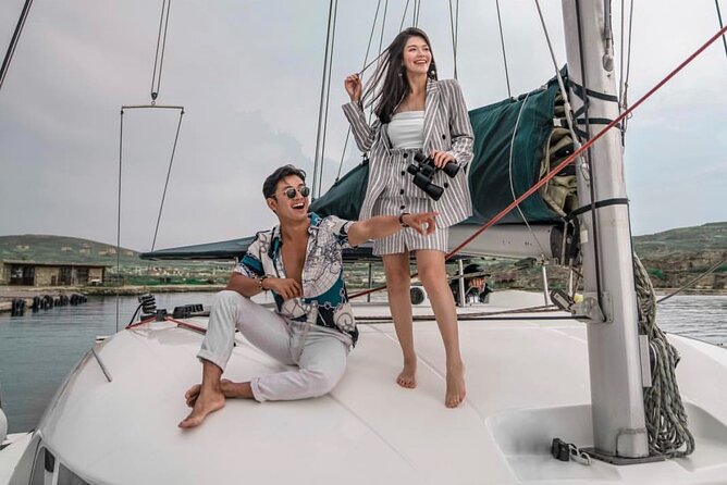 Luxury Catamaran Semi private cruise with meals & drinks and transportation. - How comfortable is the catamaran?