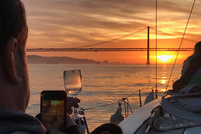 LUXURY Catamaran Sunset and Wine cruise - Key points to know before booking