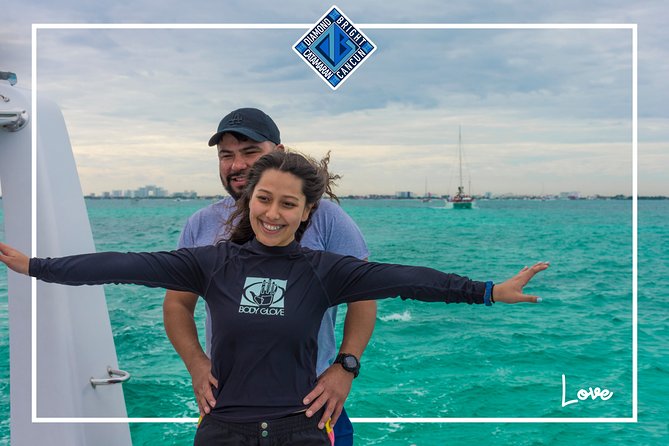 Luxury Catamaran tour to Isla Mujeres with Transportation from Cancun - Isla Mujeres offers more than a quick beach stop