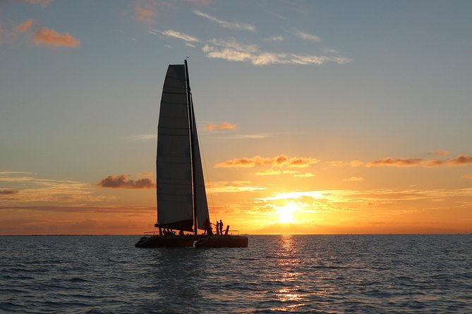 LUXURY PRIVATE Catamaran Bora Bora : The Sunset Escape - Setting Sail Into Bora Bora’s Evening Light