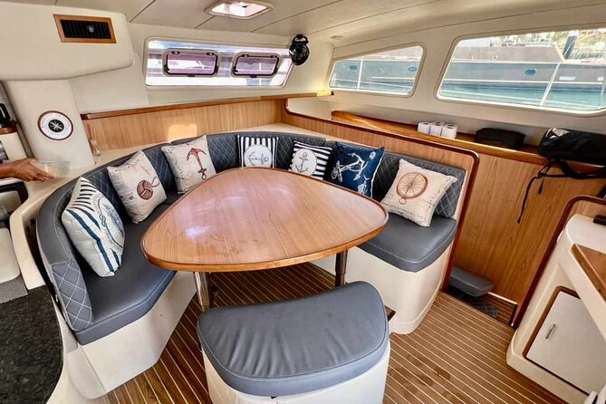 Luxury Sailing catamaran charter in Cabo San Lucas all inclusive - Lunch, cocktails, and the practical meaning of all-inclusive
