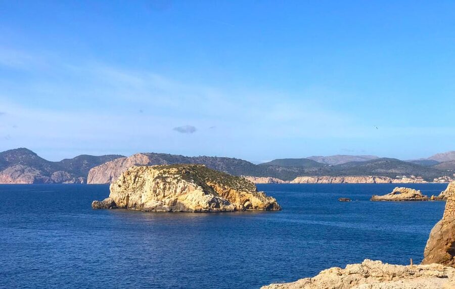 Mallorca: 2-Hour Coastline & Malgrat Islands Catamaran Tour - Choosing among the three Santa Ponça departure points