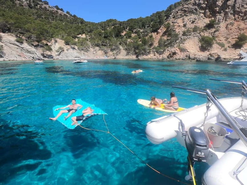 Mallorca: Catamaran Boat Tour with Tapas - Returning to Santa Ponsa by boat