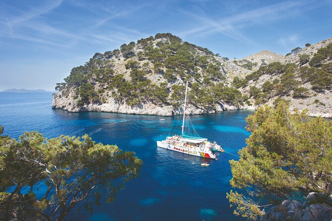 Mallorca Catamaran Cruise with Scenic Views and BBQ Lunch - Who will enjoy this catamaran most?