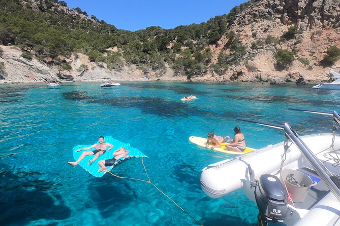 Mallorca Catamaran Tour with Tapas - small group - - Dani and Tasha make the difference