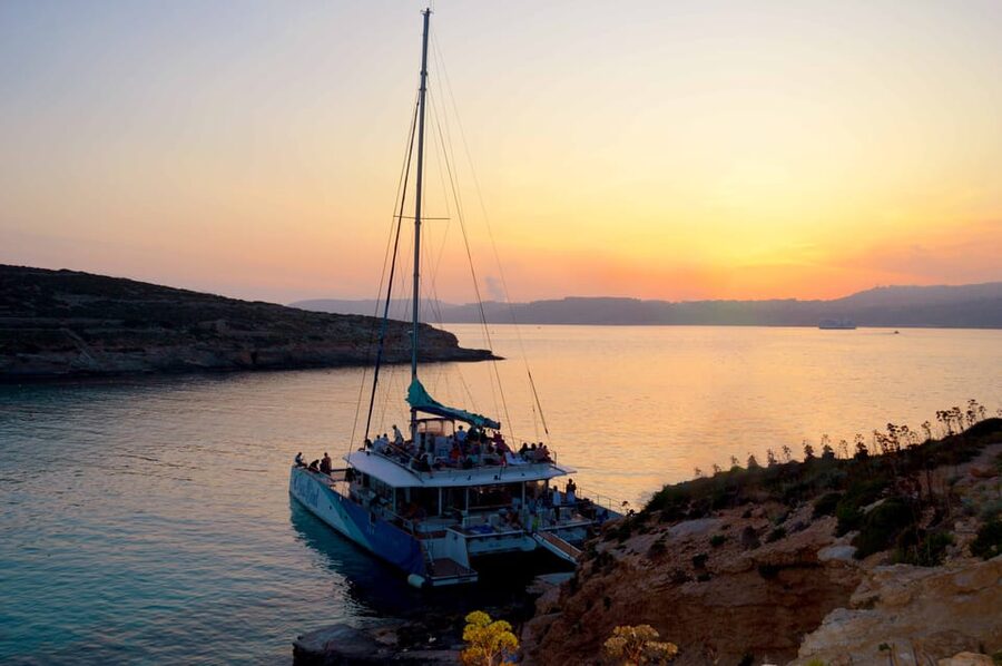 Malta: Blue Lagoon Evening Catamaran Cruise - The optional barbecue and its real value