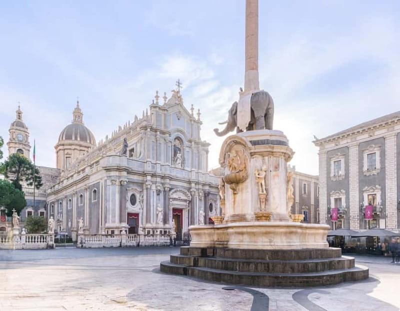 Malta: Mount Etna and Catania Guided Day Trip by Catamaran - A big Sicilian day from Malta