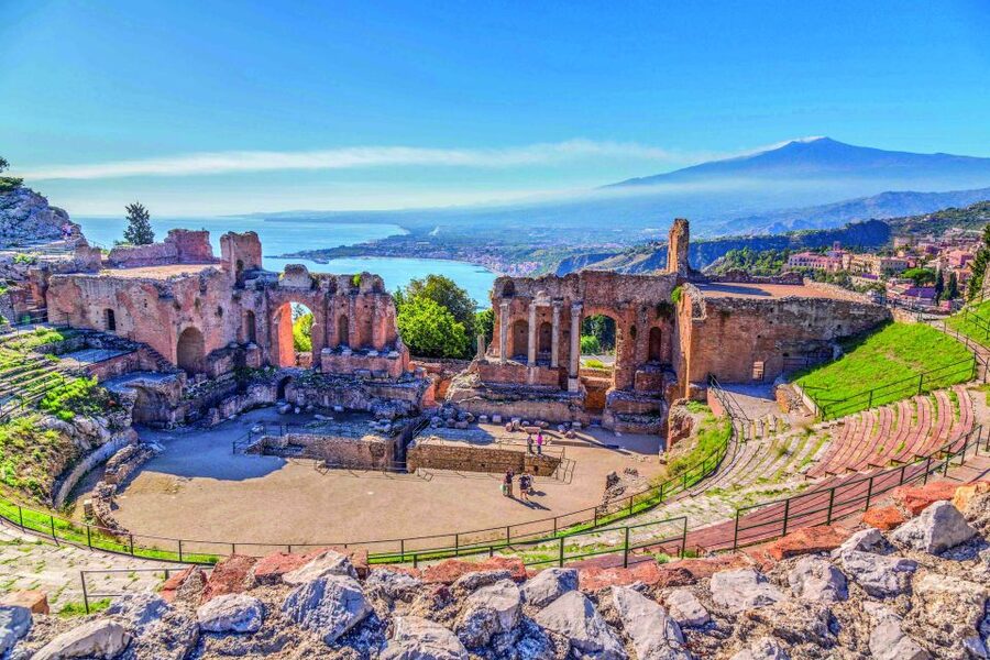 Malta: Mount Etna and Taormina Guided Day Trip by Catamaran - From Malta to Sicily by Catamaran