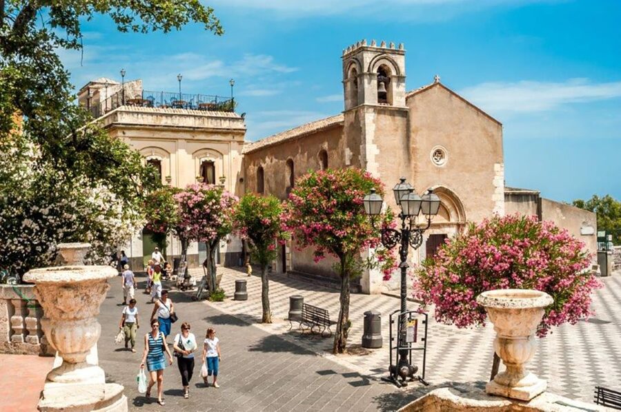 Malta: Mount Etna and Taormina Guided Day Trip by Catamaran - Practical Tips for a Better Day