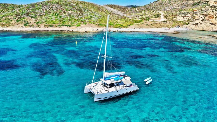 Marseille: Calanques Catamaran Tour & Standup Paddle - Vallon des Auffes from the water