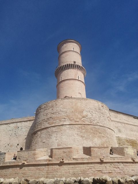 Marseille: Catamaran cruise to discover Frioul Islands - The highlights at a glance