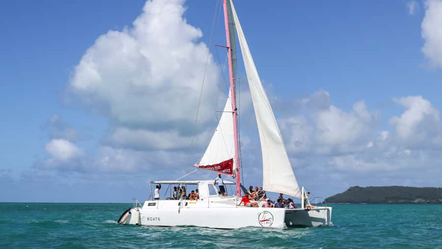 Mauritius: Catamaran Day Cruise to lle aux Cerfs with Lunch - Grand River South East waterfall stop