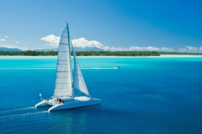 Mauritius : Full day All inclusive Ile aux cerfs Catamaran cruise - A full day from hotel door to hotel door