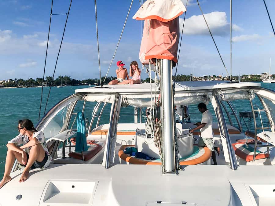Mauritius: Full-Day Catamaran Cruise to the Northern Isles - Starting from Grand Baie with coffee and cake