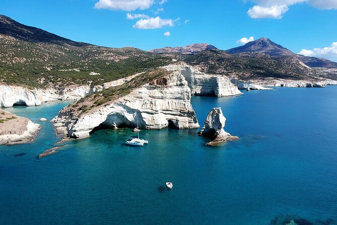 Milos caves snorkelling Catamaran Cruise in a small group - Kalogries Beach starts the water time