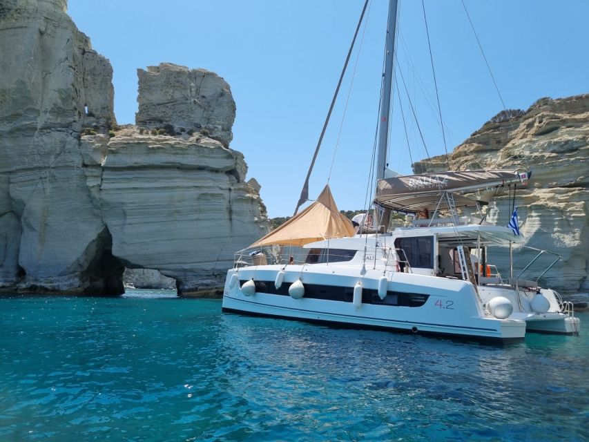 Milos: Full-Day Catamaran Cruise with Food and Open Bar - Why a catamaran is a smart way to see Milos