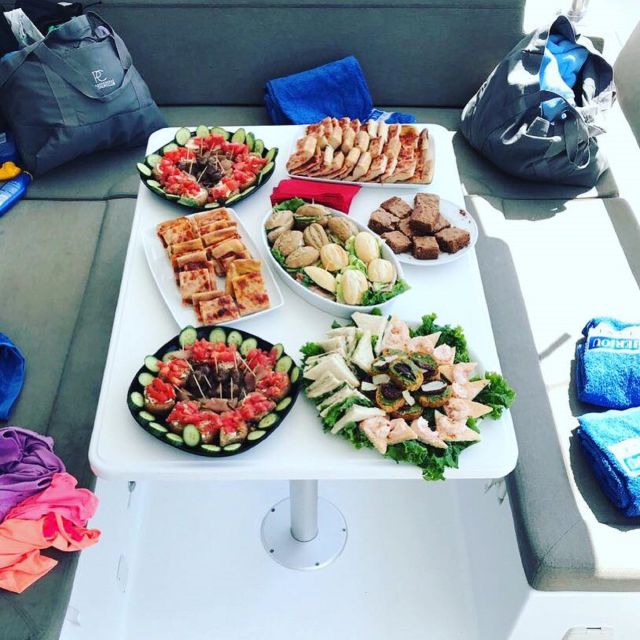 Mykonos: Full-Day Catamaran Cruise with Fresh Lunch - Key points before you book