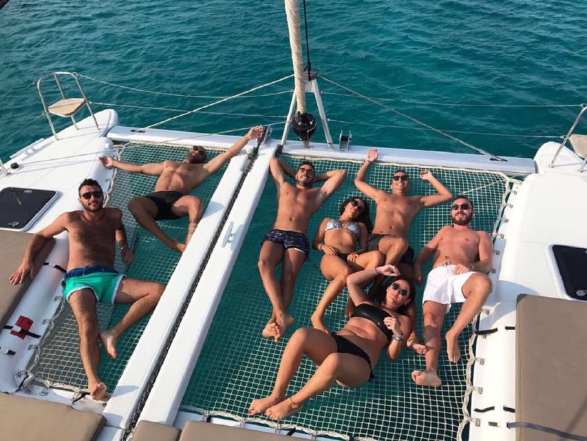 Mykonos: Full-Day Catamaran Cruise with Fresh Lunch - Leaving from Kalafatis Beach