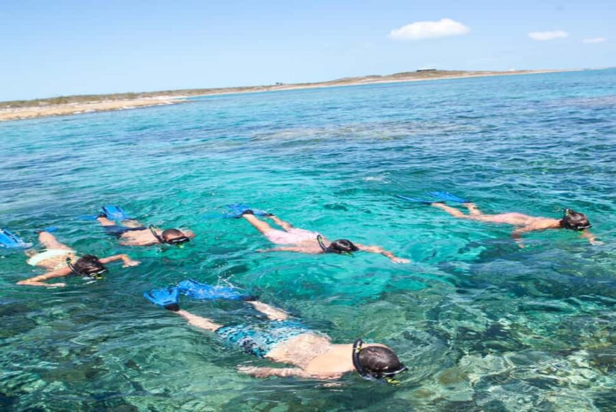 Nassau: Catamaran Sail and Snorkel Tour - Practical packing advice