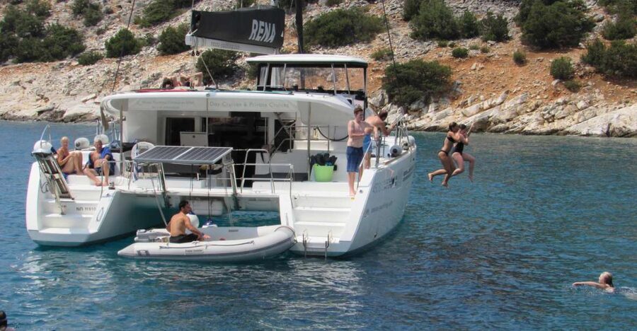Naxos: Luxury Catamaran Day Trip with Lunch and Drinks - Swimming and Snorkeling in Turquoise Water